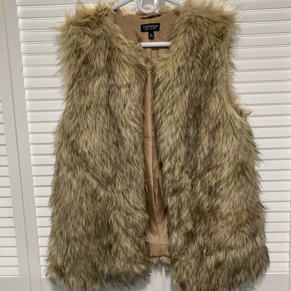 Top shop faux fur vest